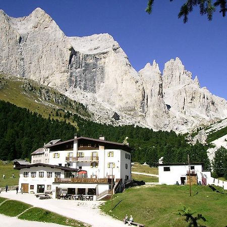Rifugio Gardeccia Hutte 호텔 포자 디 파사 외부 사진